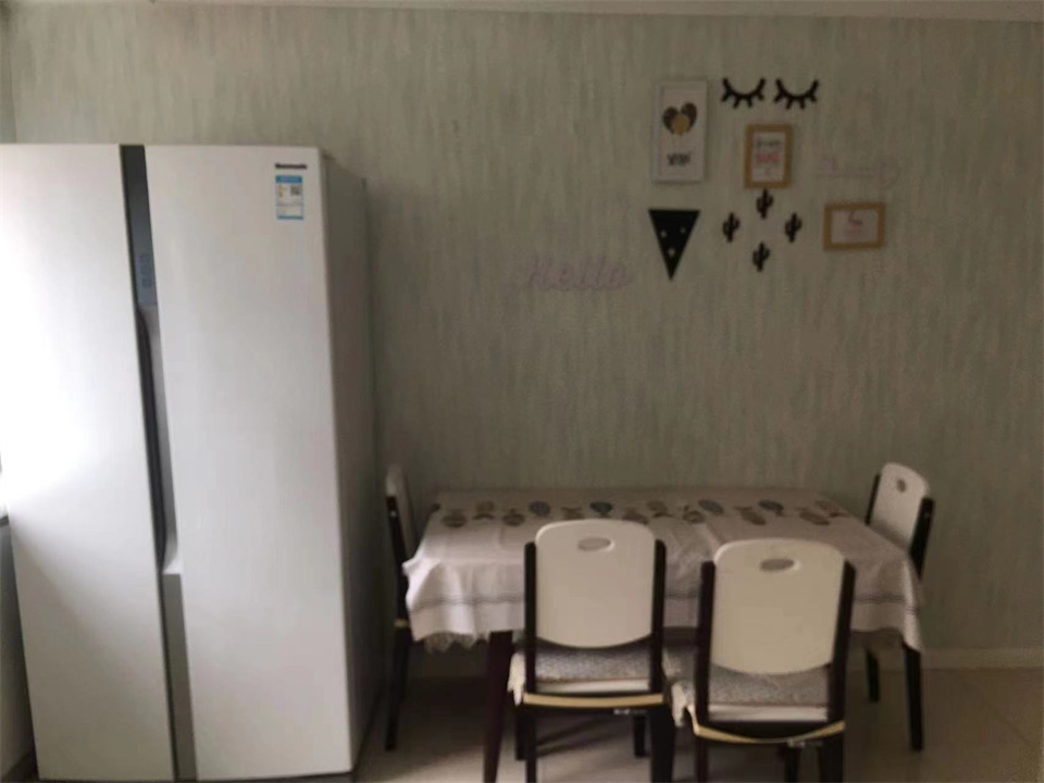 华强城 3室2厅2卫 117m&sup2;