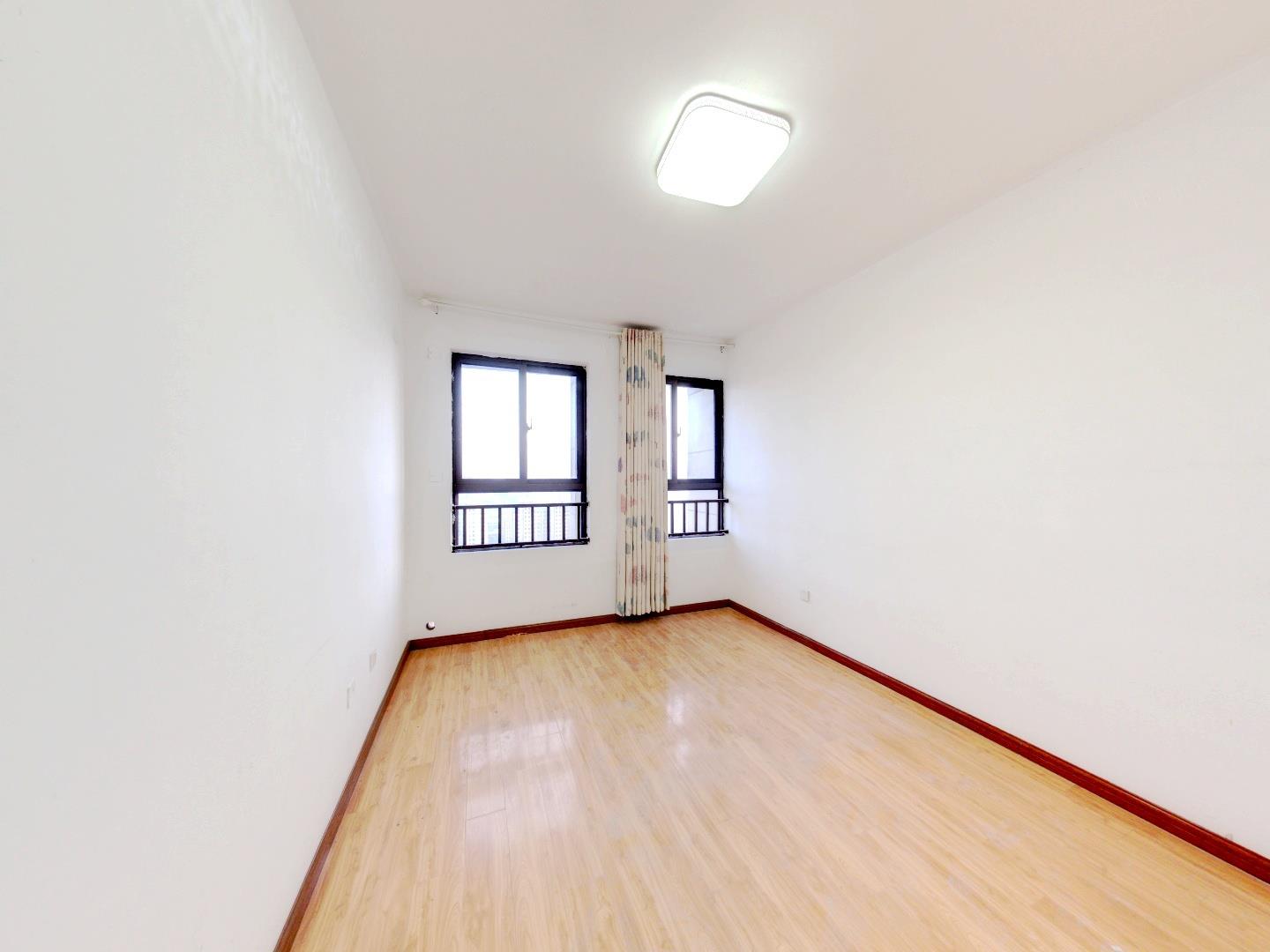 帝奥世伦名郡 4室2厅2卫 192.48m&sup2;