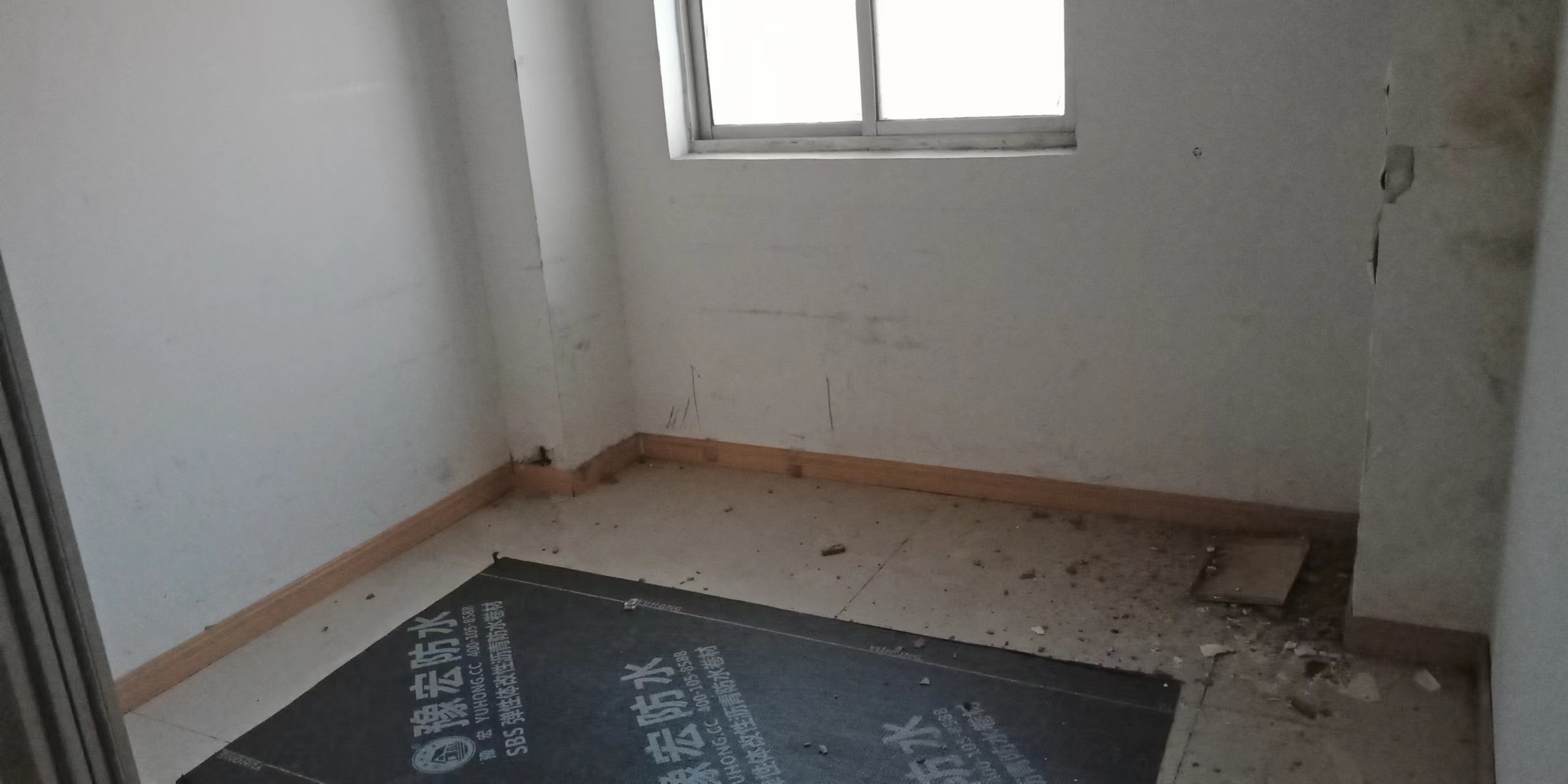 人民中路152号小区 3室1厅1卫 134.81m&sup2;
