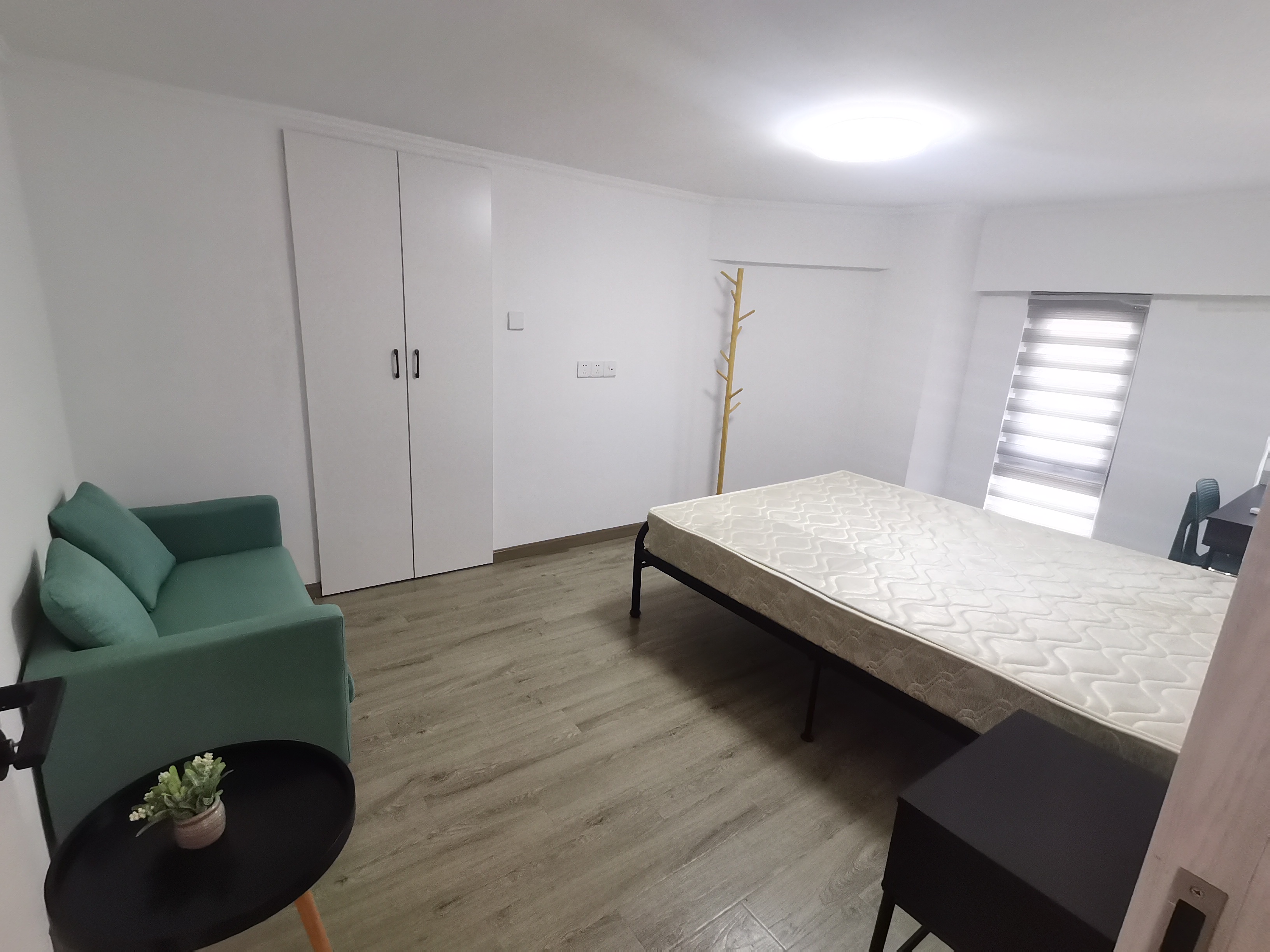 绿洲国际商务公馆C 3室2厅1卫 54m&sup2;