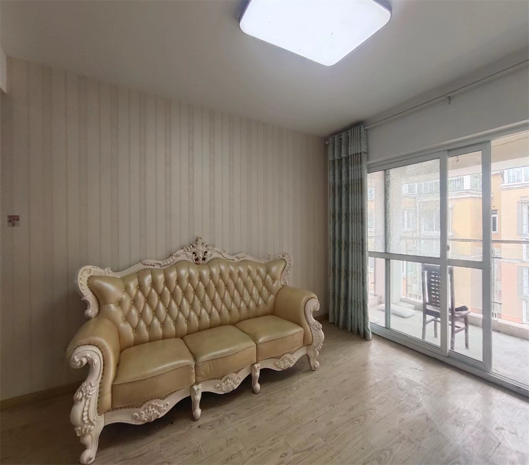 东大城市花园 3室2厅1卫 122.30m&sup2;