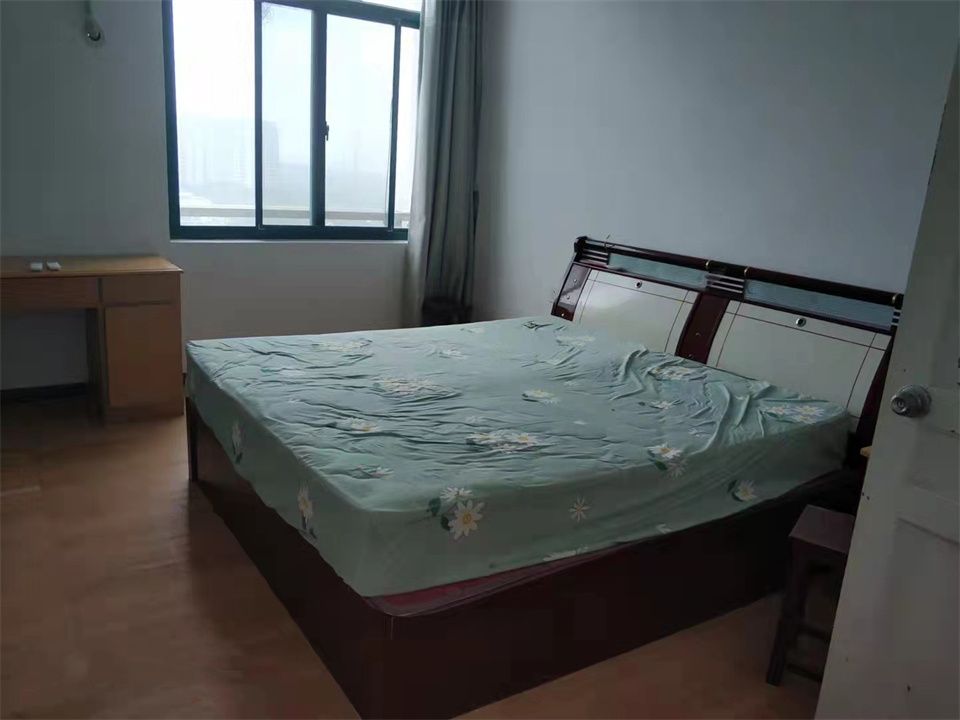 源兴花苑南区 3室1厅1卫 80m&sup2;