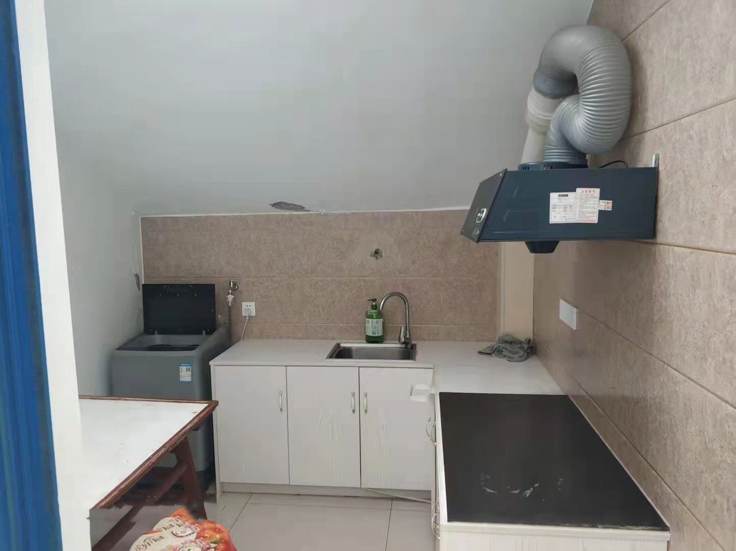 源兴花苑南区 3室1厅1卫 80m&sup2;