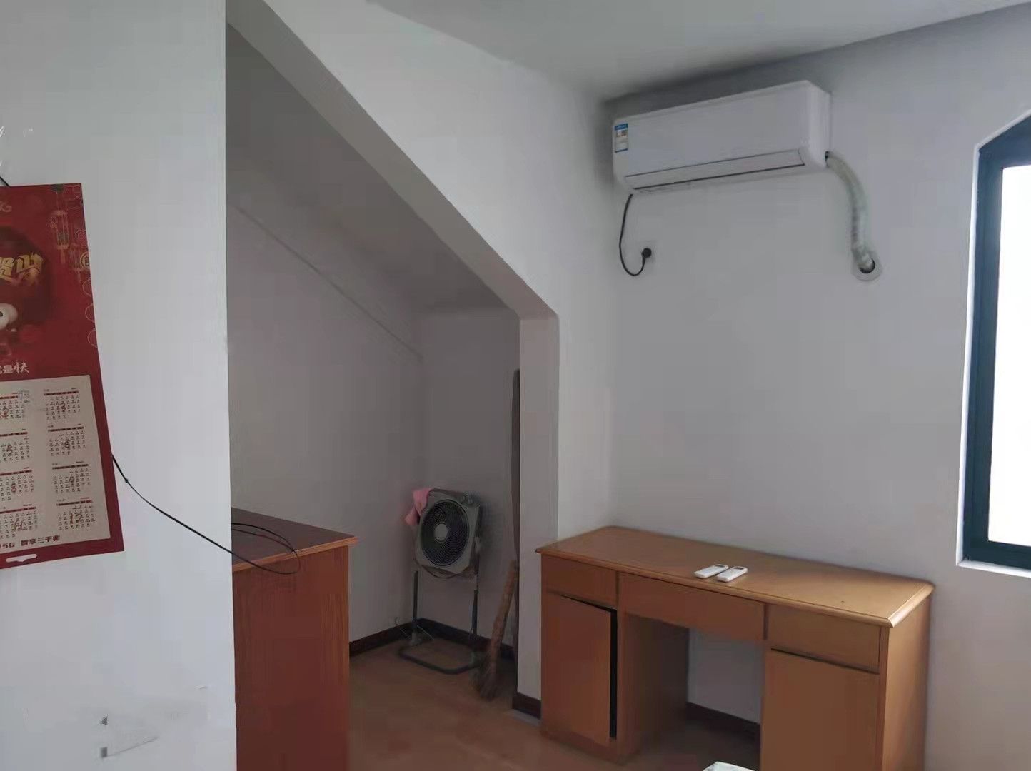 源兴花苑南区 3室1厅1卫 80m&sup2;