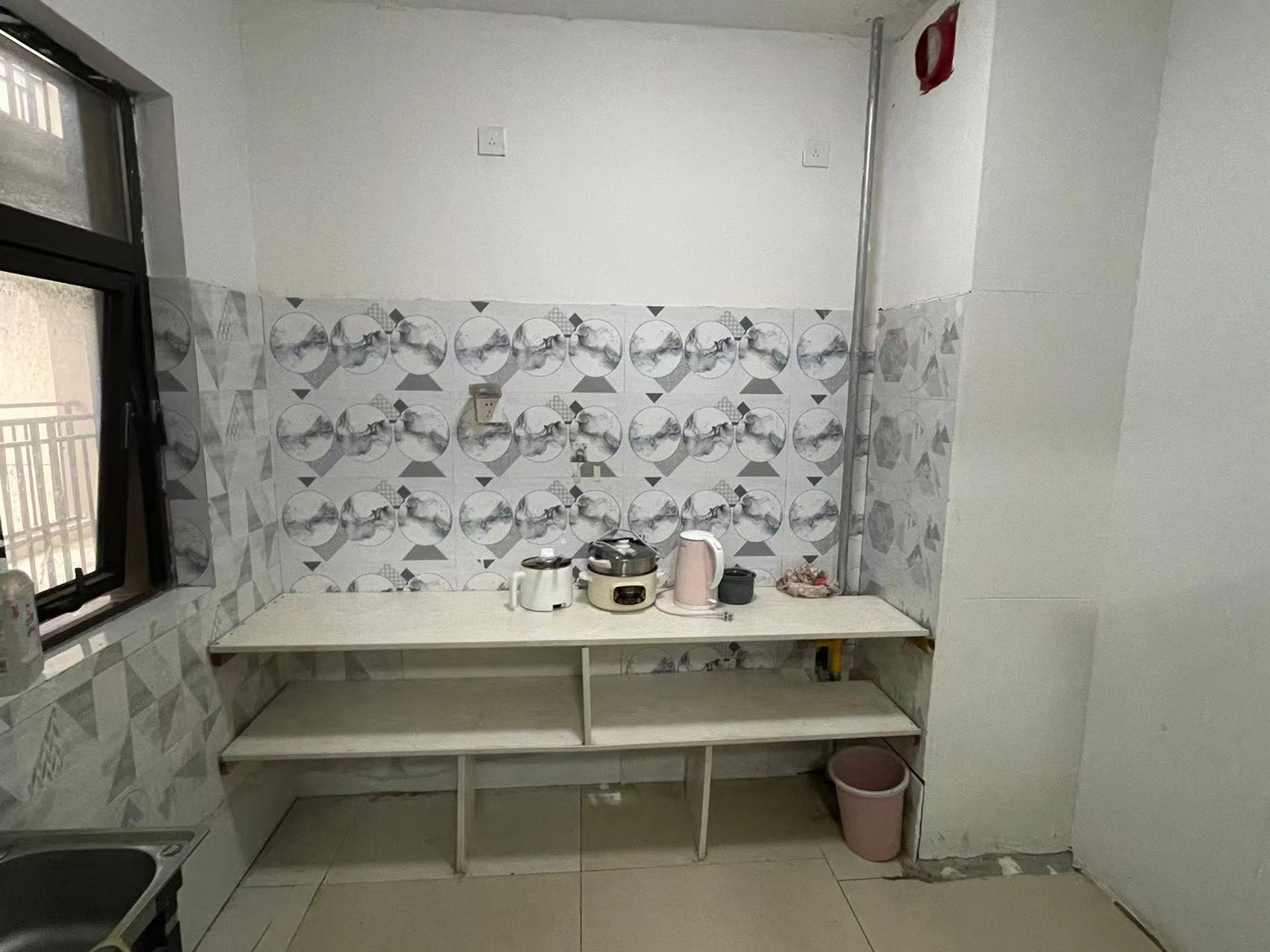 华强城 3室2厅1卫 108m&sup2;