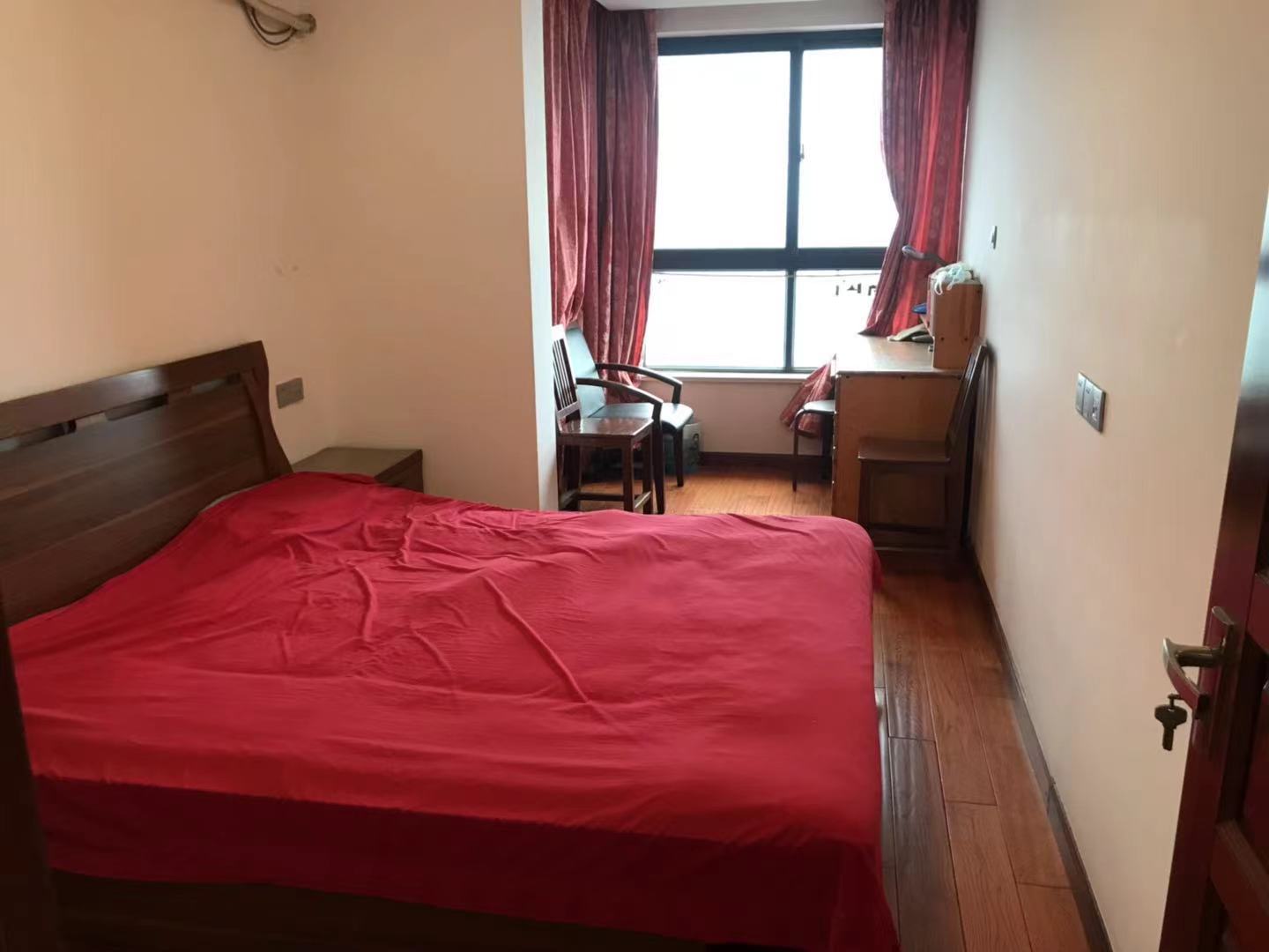 万濠星城 2室2厅1卫 90m&sup2;