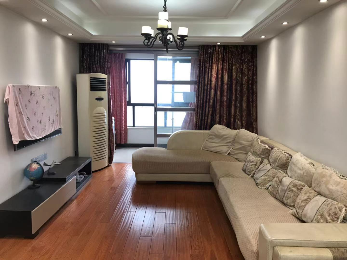万濠星城 2室2厅1卫 90m&sup2;