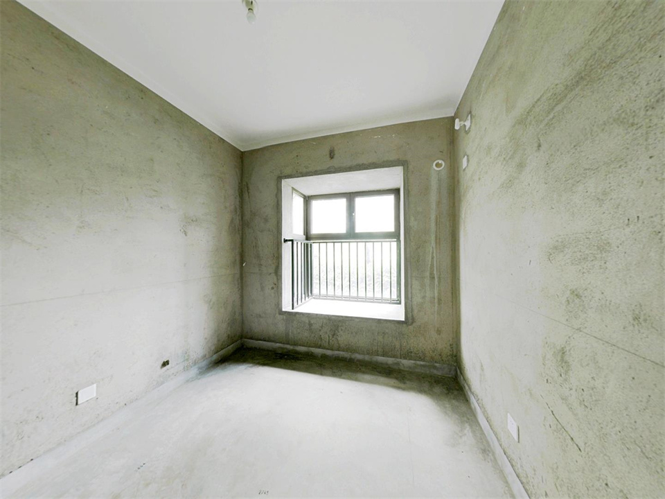 华强城 4室2厅2卫 144.00m&sup2;