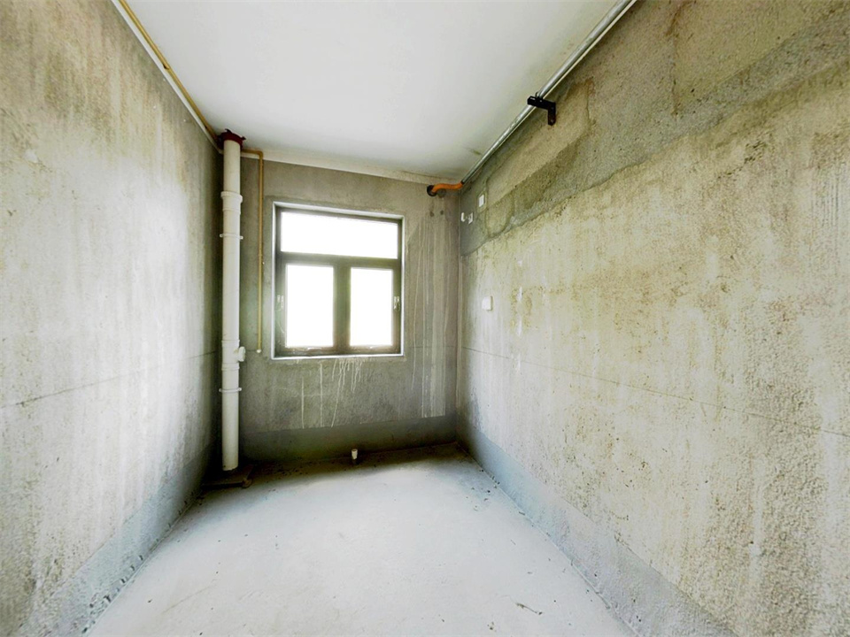 华强城 4室2厅2卫 144.00m&sup2;
