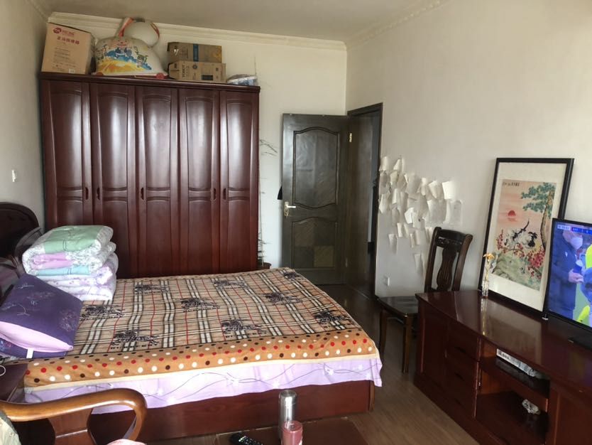 人民中路89号 2室1厅1卫 64m&sup2;