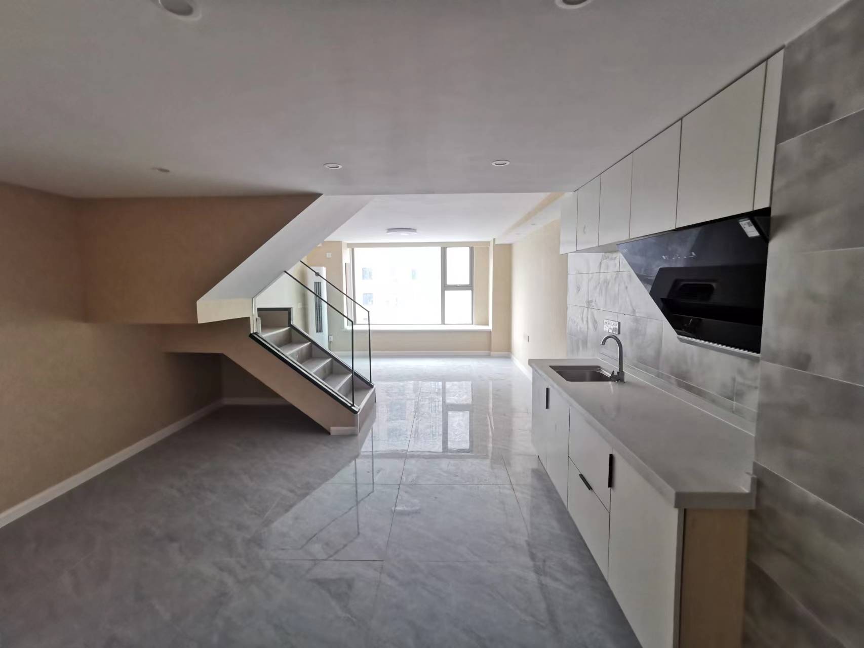 中港银座 1室1厅1卫 47.53m&sup2;