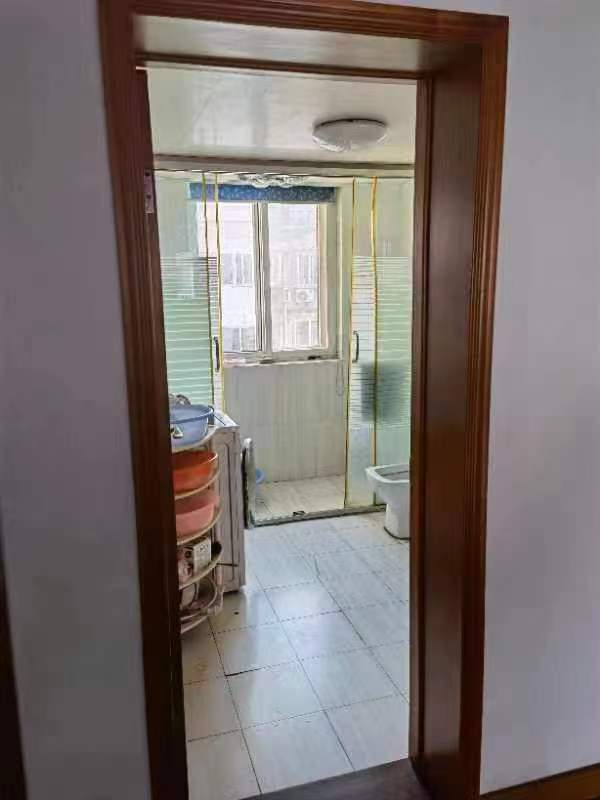 德民花苑东区 5室2厅2卫 117m&sup2;