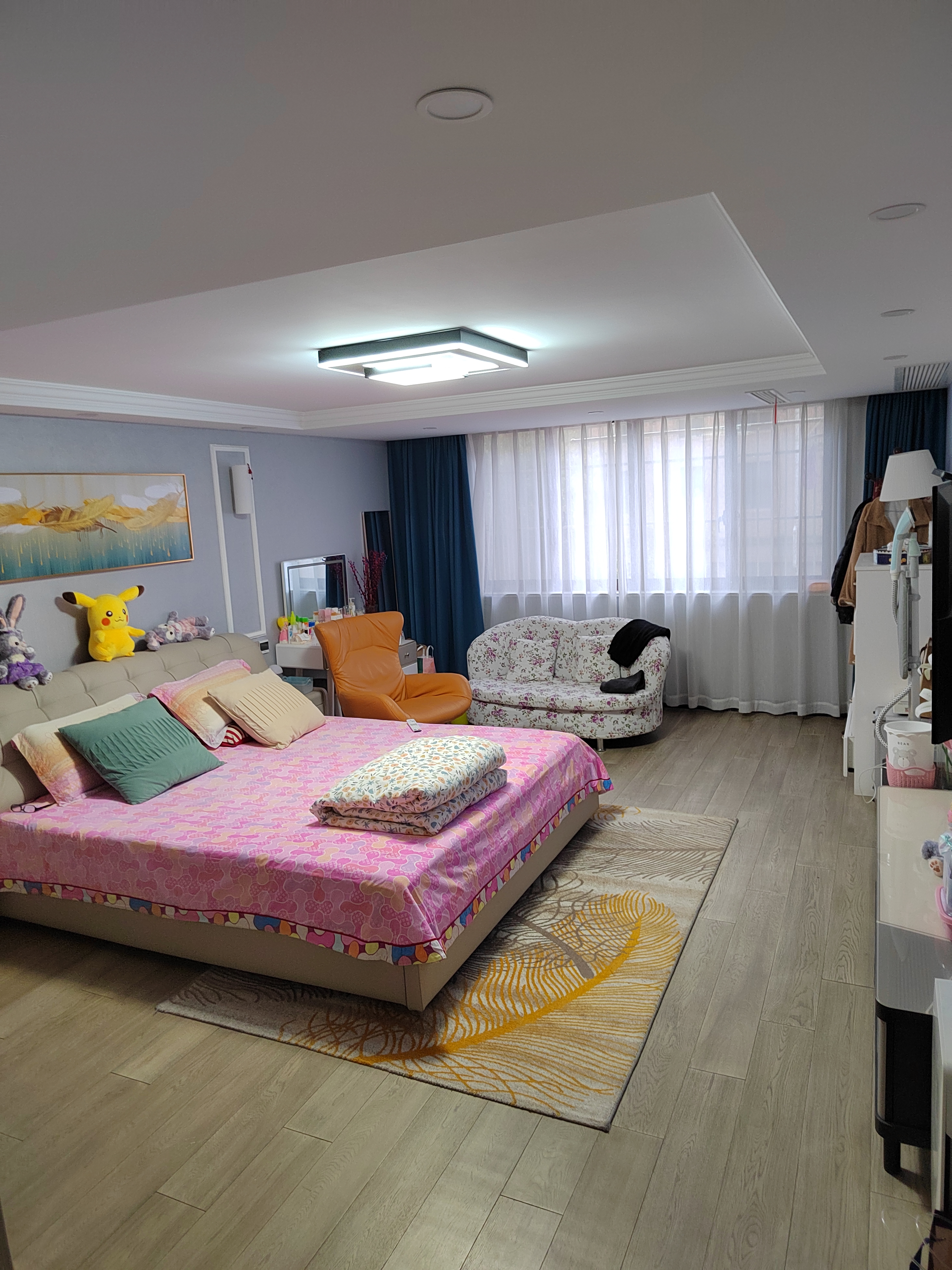 唐人公寓 5室3厅3卫 325m²