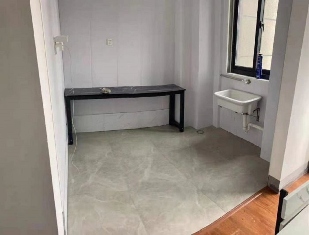 红星嘉苑 4室2厅2卫 139m&sup2;