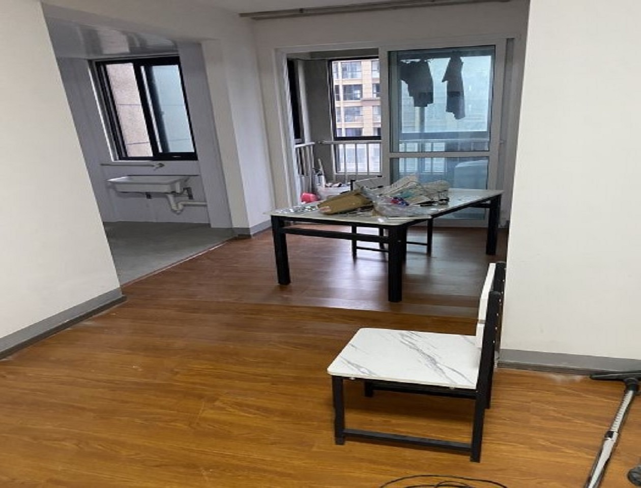 红星嘉苑 4室2厅2卫 139m&sup2;