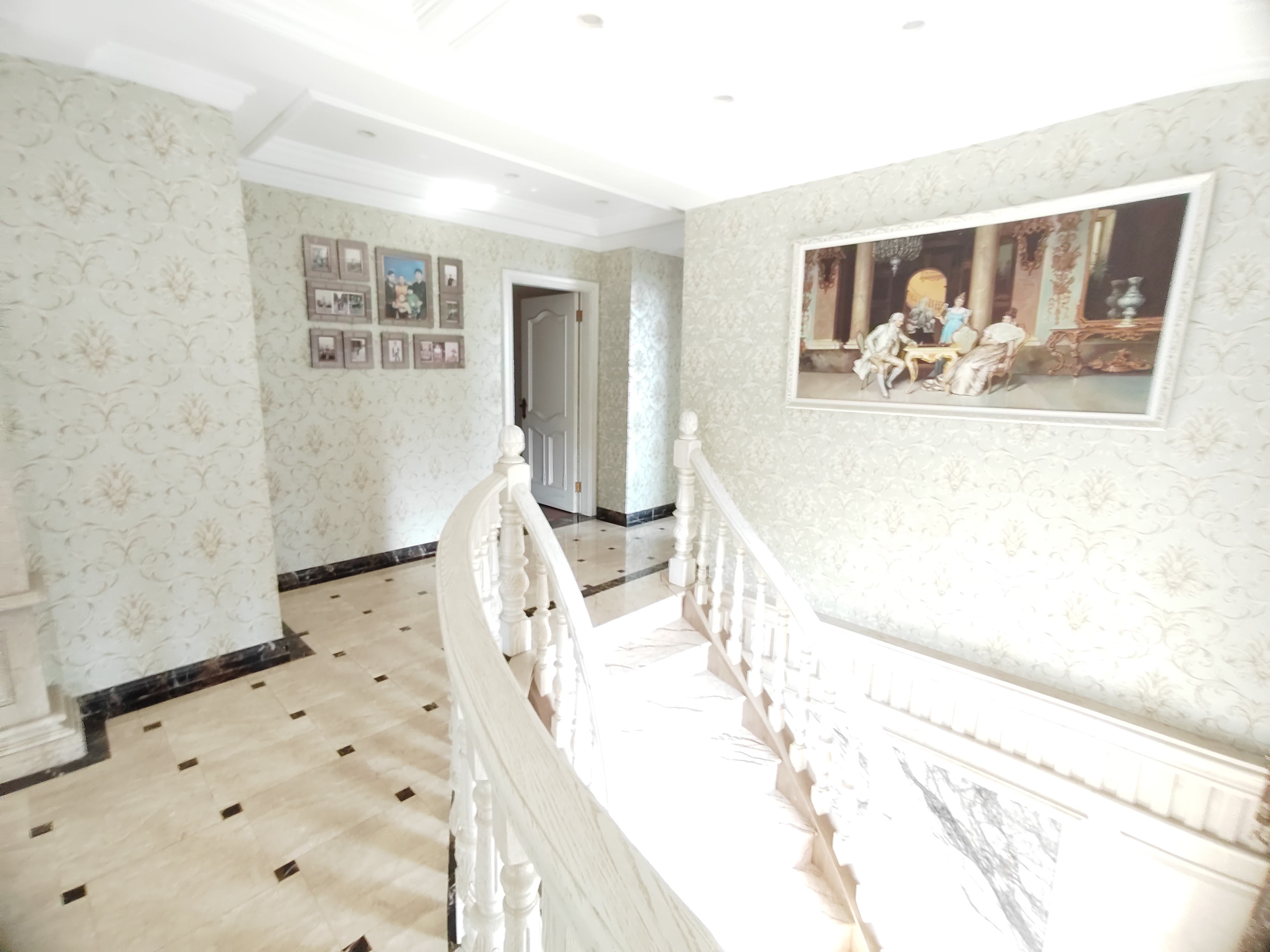 绿城玉兰公寓 5室2厅2卫 246.32m&sup2;