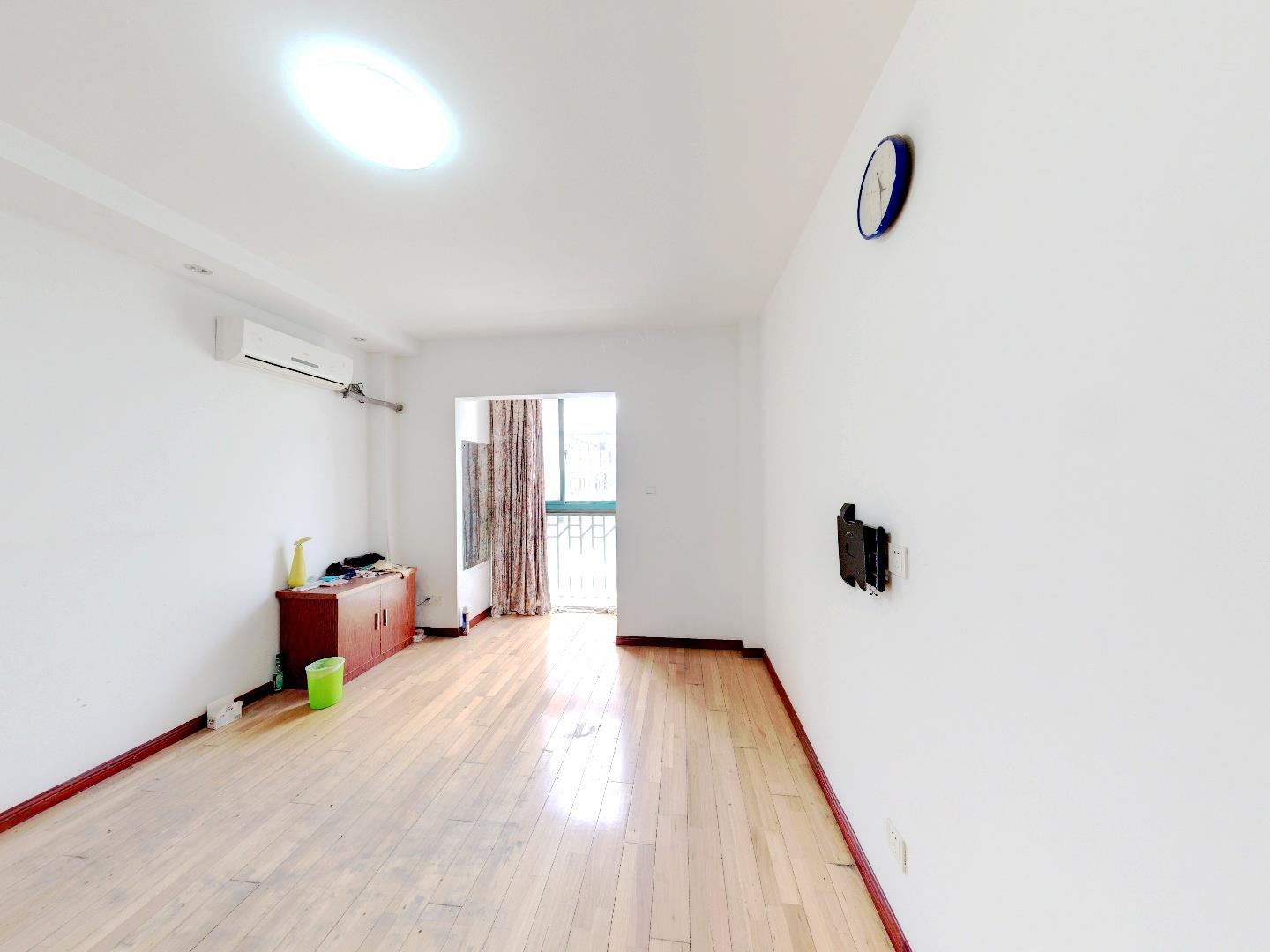 启秀星河城 5室3厅2卫 226.00m&sup2;