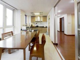 万通城 5室2厅2卫 137m²