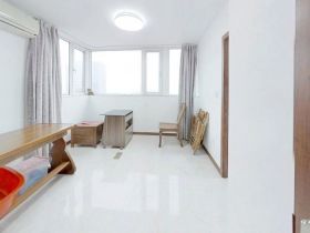 万通城 5室2厅2卫 137m&sup2;