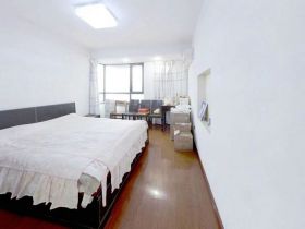 万通城 5室2厅2卫 137m&sup2;