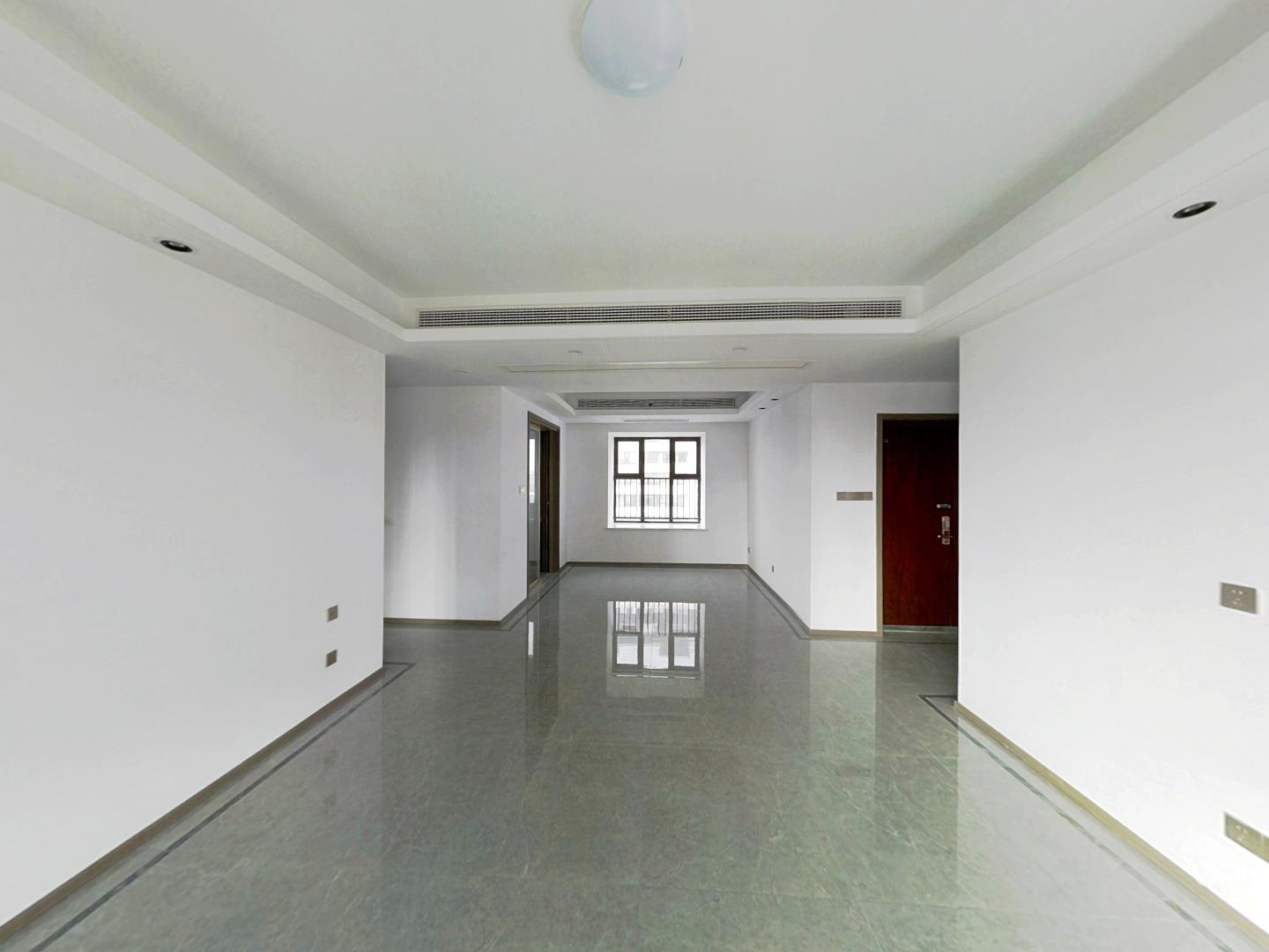 珑府 4室2厅2卫 143m&sup2;