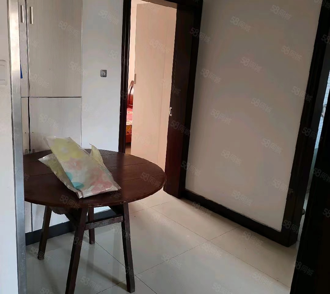 紫东花苑 2室1厅1卫 60m&sup2;