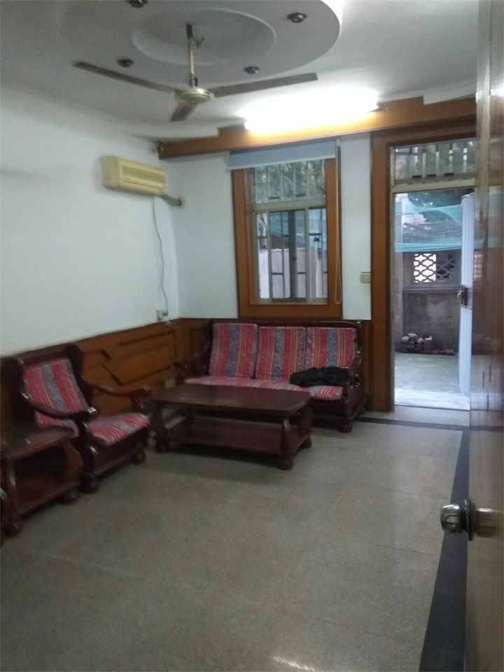 新建路新村 3室1厅1卫 75m&sup2;