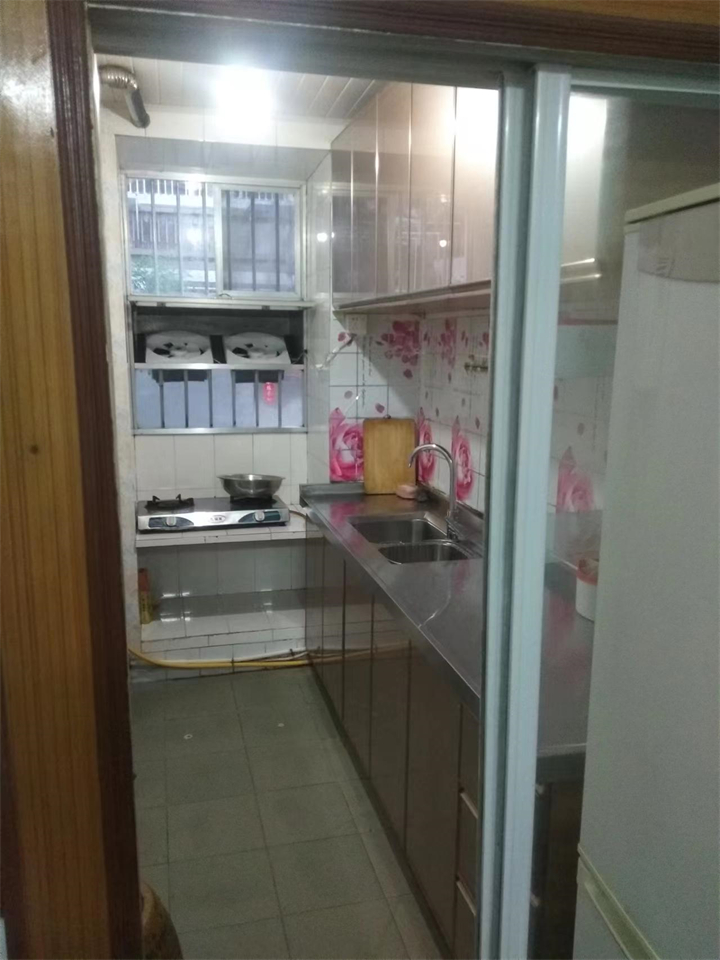 新建路新村 3室1厅1卫 75m&sup2;