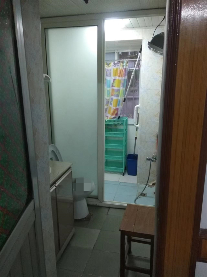 新建路新村 3室1厅1卫 75m&sup2;