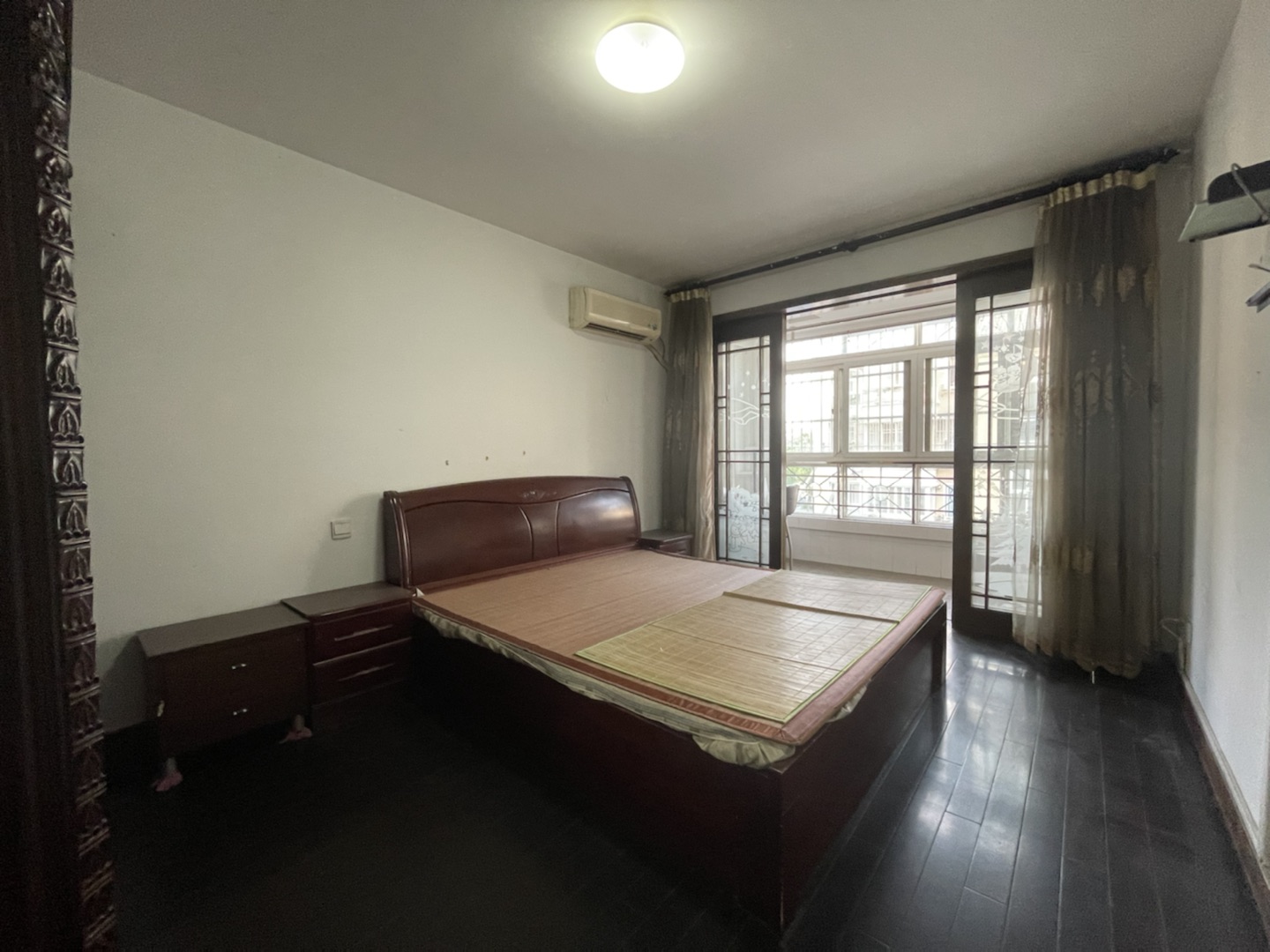 五一新村 3室2厅1卫 114m&sup2;