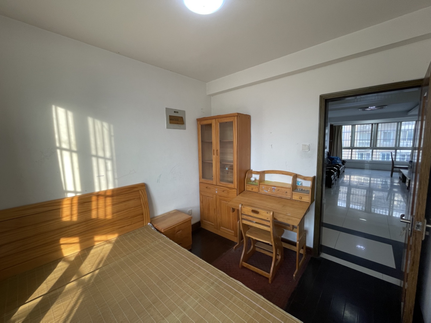 五一新村 3室2厅1卫 114m&sup2;