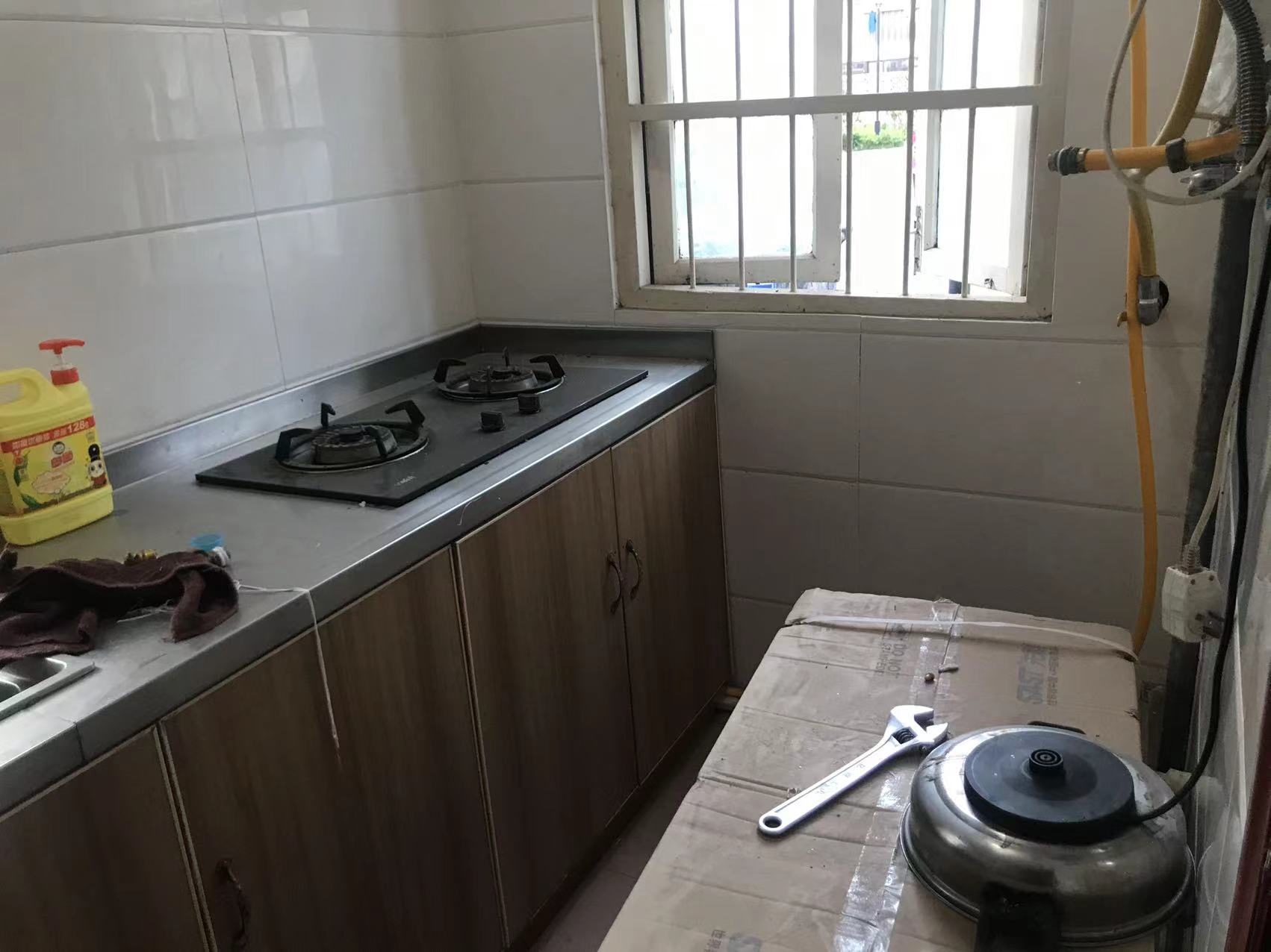 长虹新村 2室1厅1卫 62m&sup2;