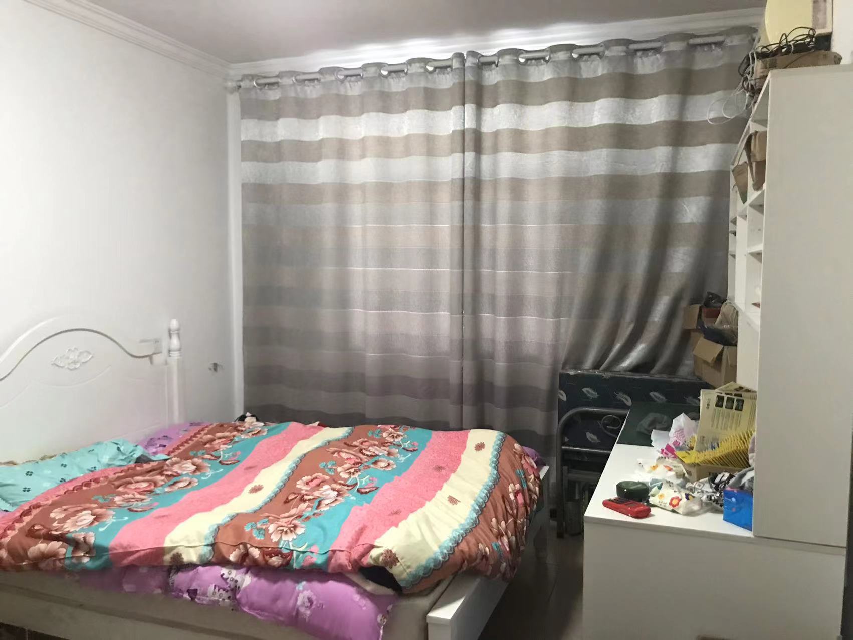 长虹新村 2室1厅1卫 62m&sup2;