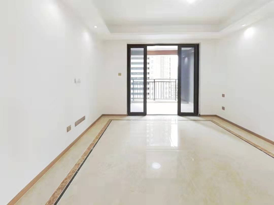 林肯公园 3室2厅1卫 93m&sup2;