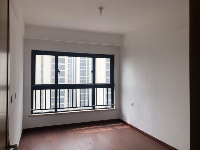 林肯公园 3室2厅2卫 113m&sup2;