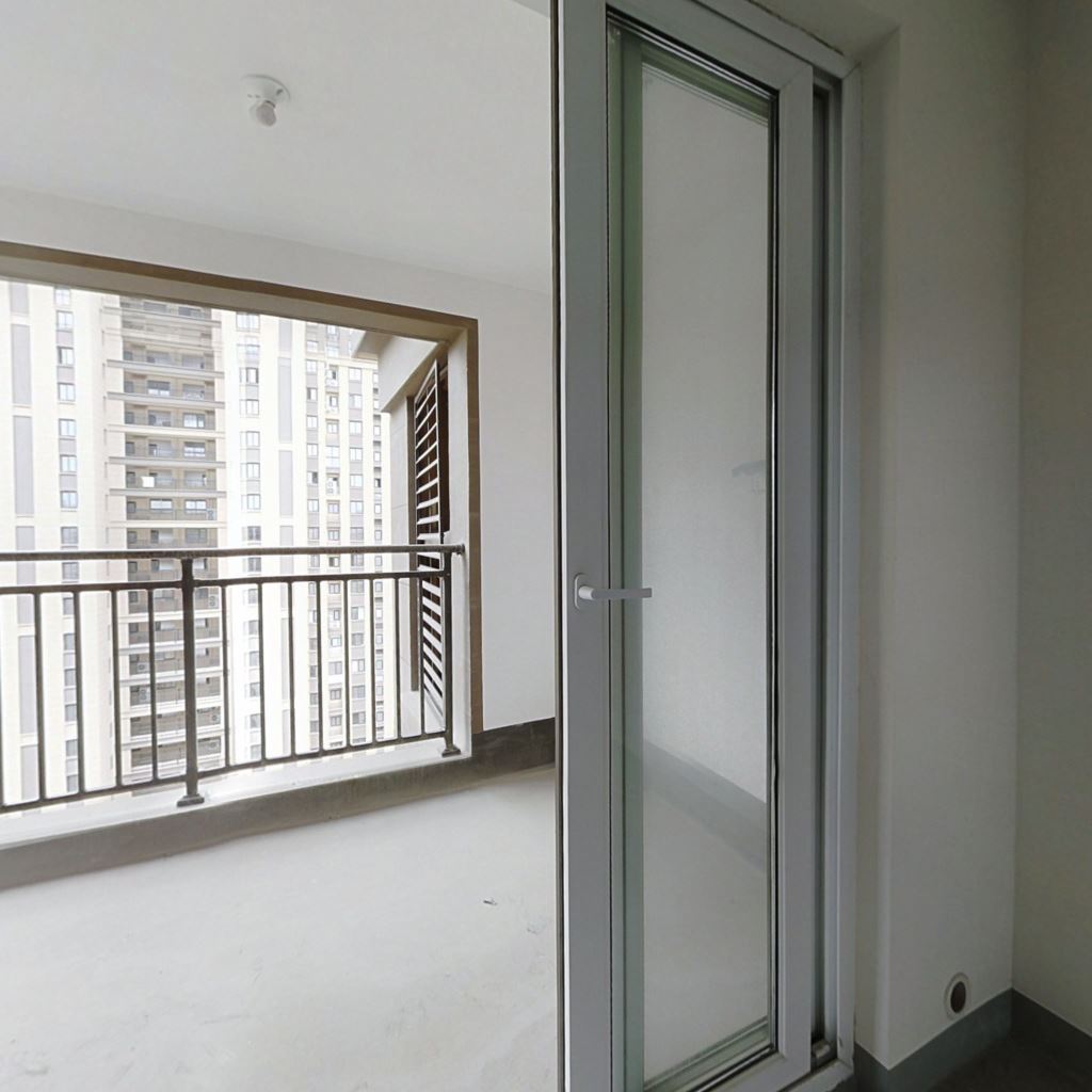 新城香溢紫郡 3室2厅2卫 118m&sup2;