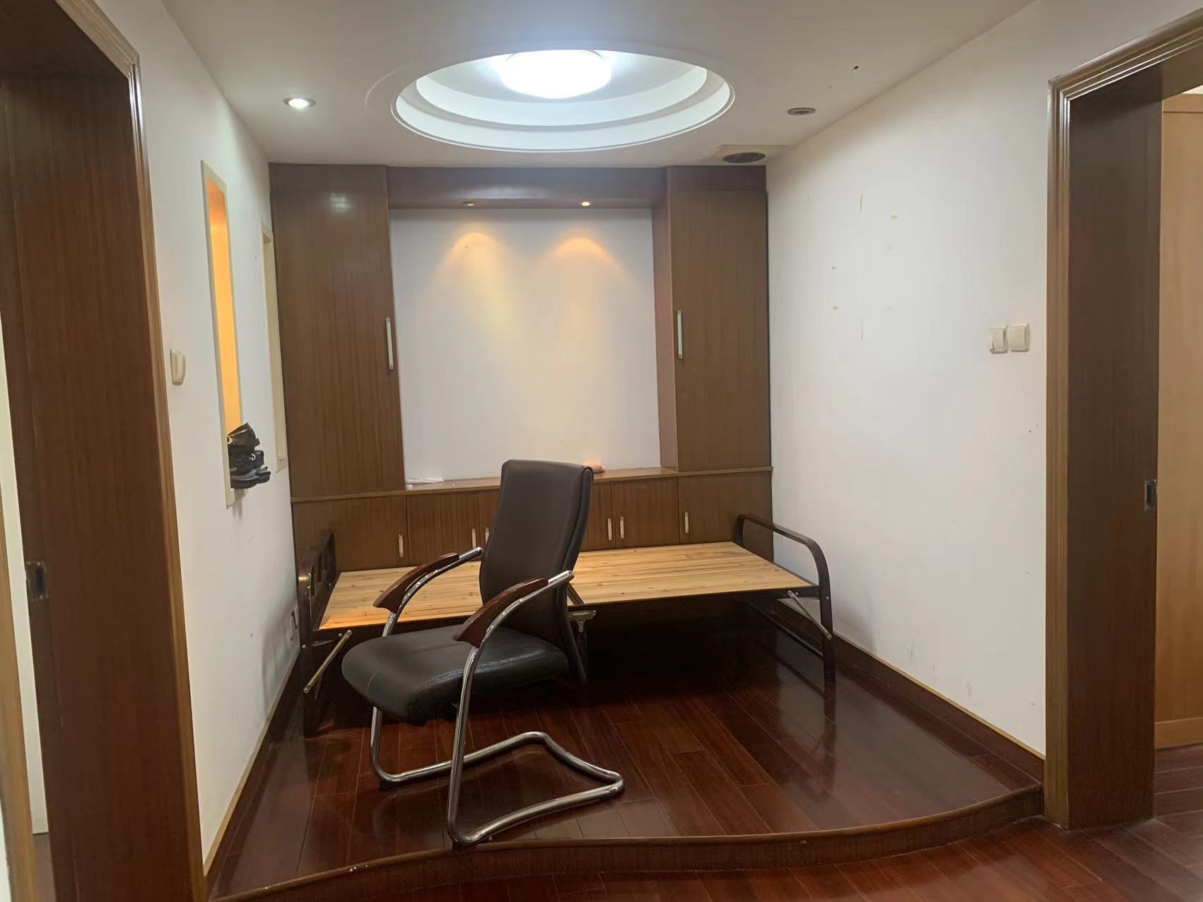 怡安花苑 3室2厅1卫 149m&sup2;