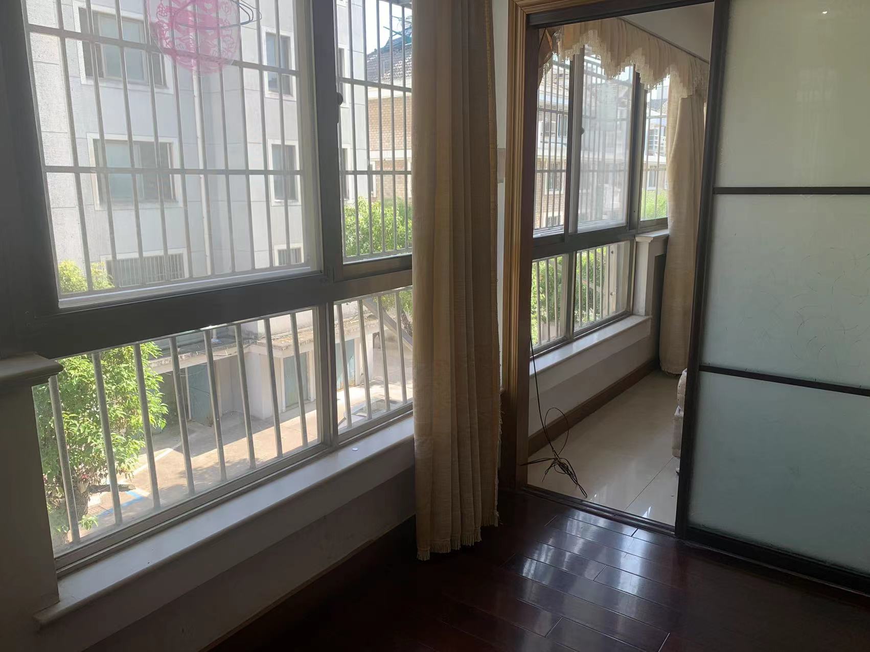 怡安花苑 3室2厅1卫 149m&sup2;