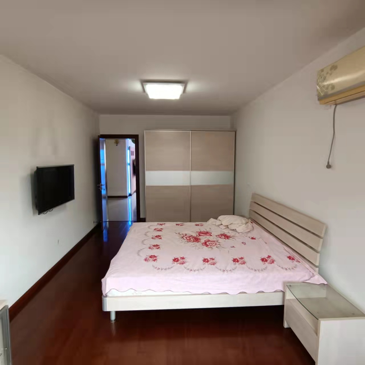 恒基花苑 2室2厅1卫 101m&sup2;