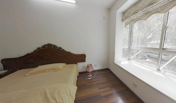 濠滨花园 3室2厅2卫 127.00m&sup2;