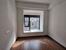 佳期漫 5室2厅2卫 142.97m&sup2;