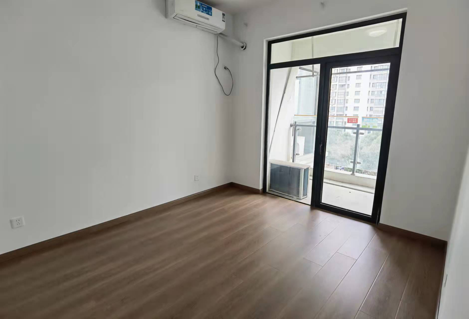 中南世纪城北区 4室2厅2卫 170m&sup2;