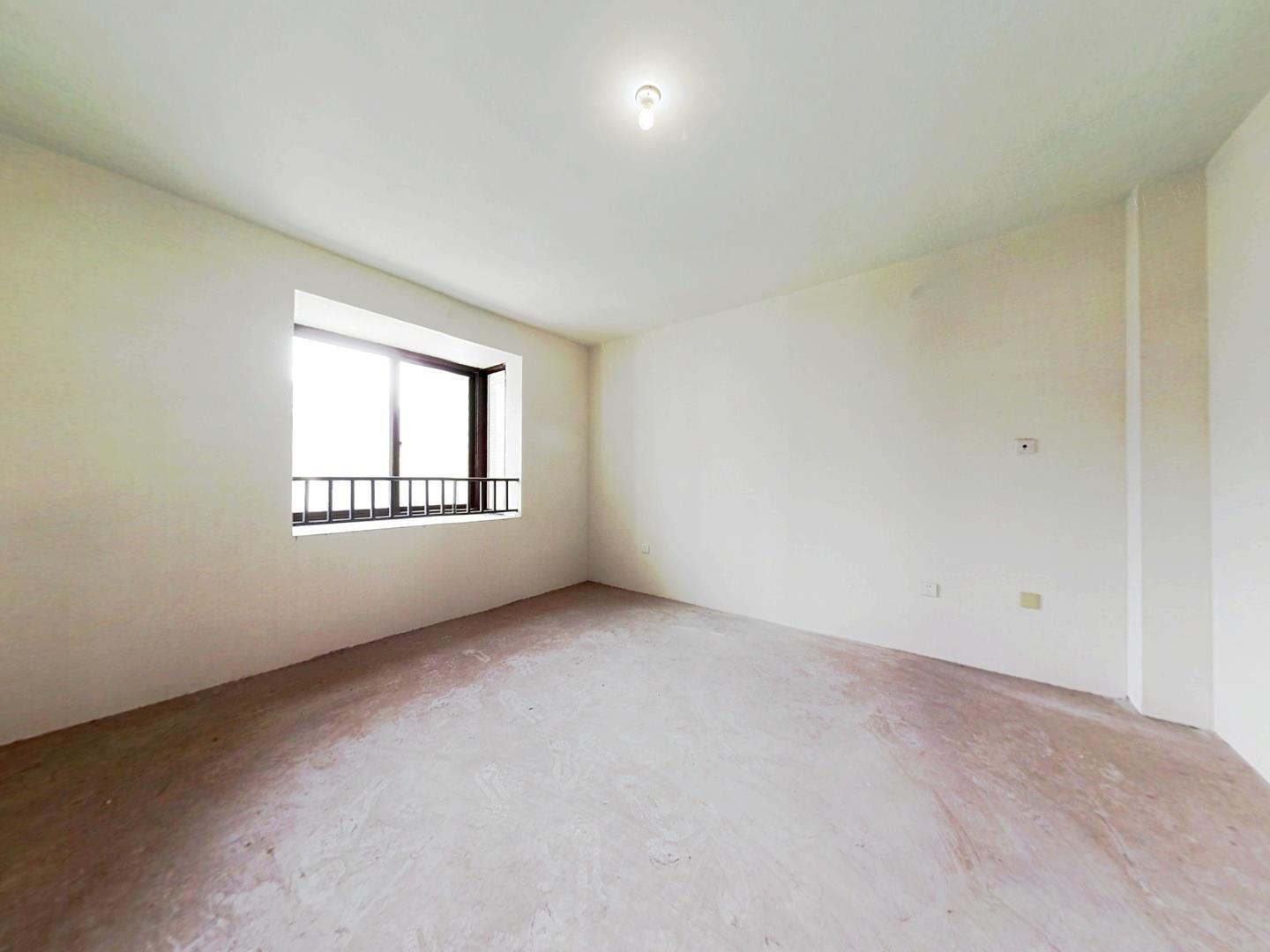 世家花园 3室2厅1卫 101m&sup2;