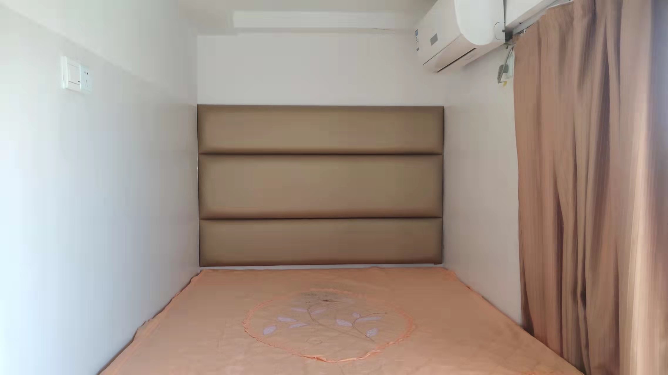 汇富花苑 1室1厅1卫 78m&sup2;
