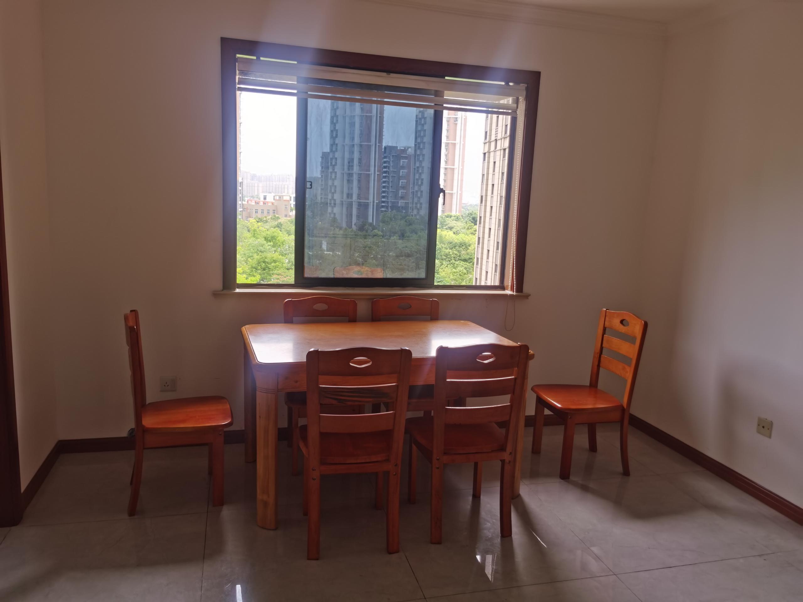 紫东南苑北区 1室1厅1卫 60.00m&sup2;