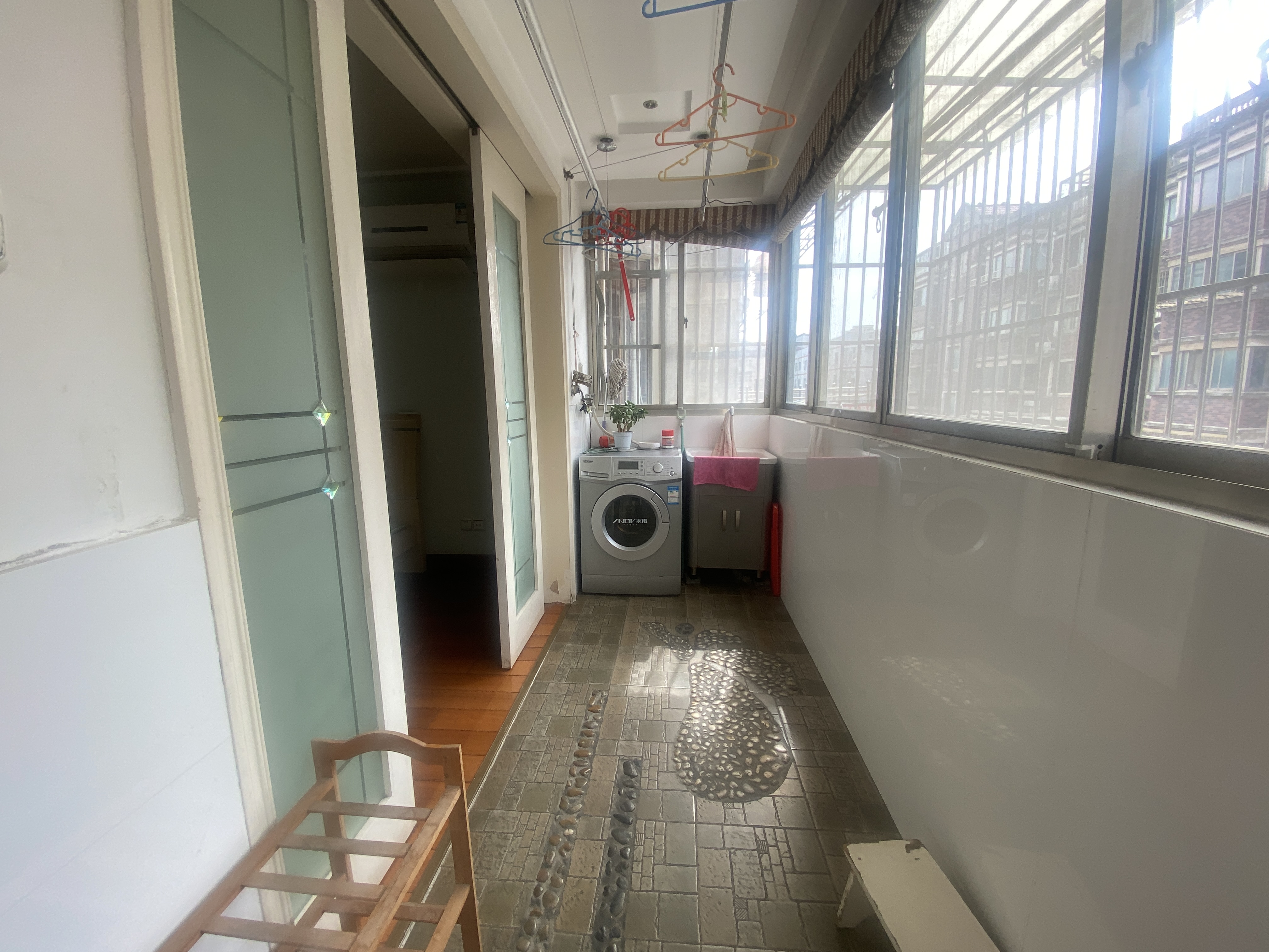 前景花苑 2室1厅1卫 107.00m&sup2;