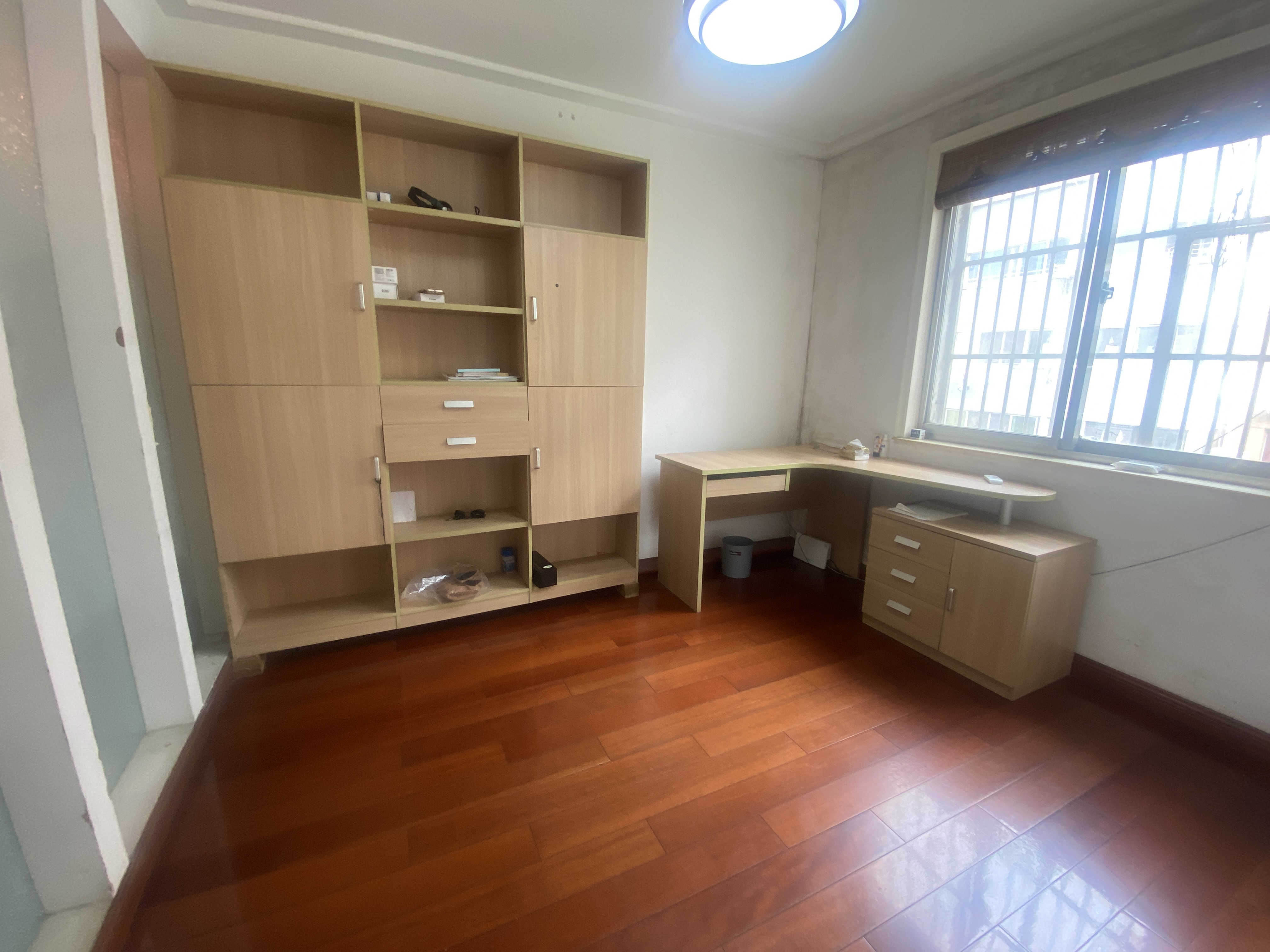 前景花苑 2室1厅1卫 107.00m&sup2;