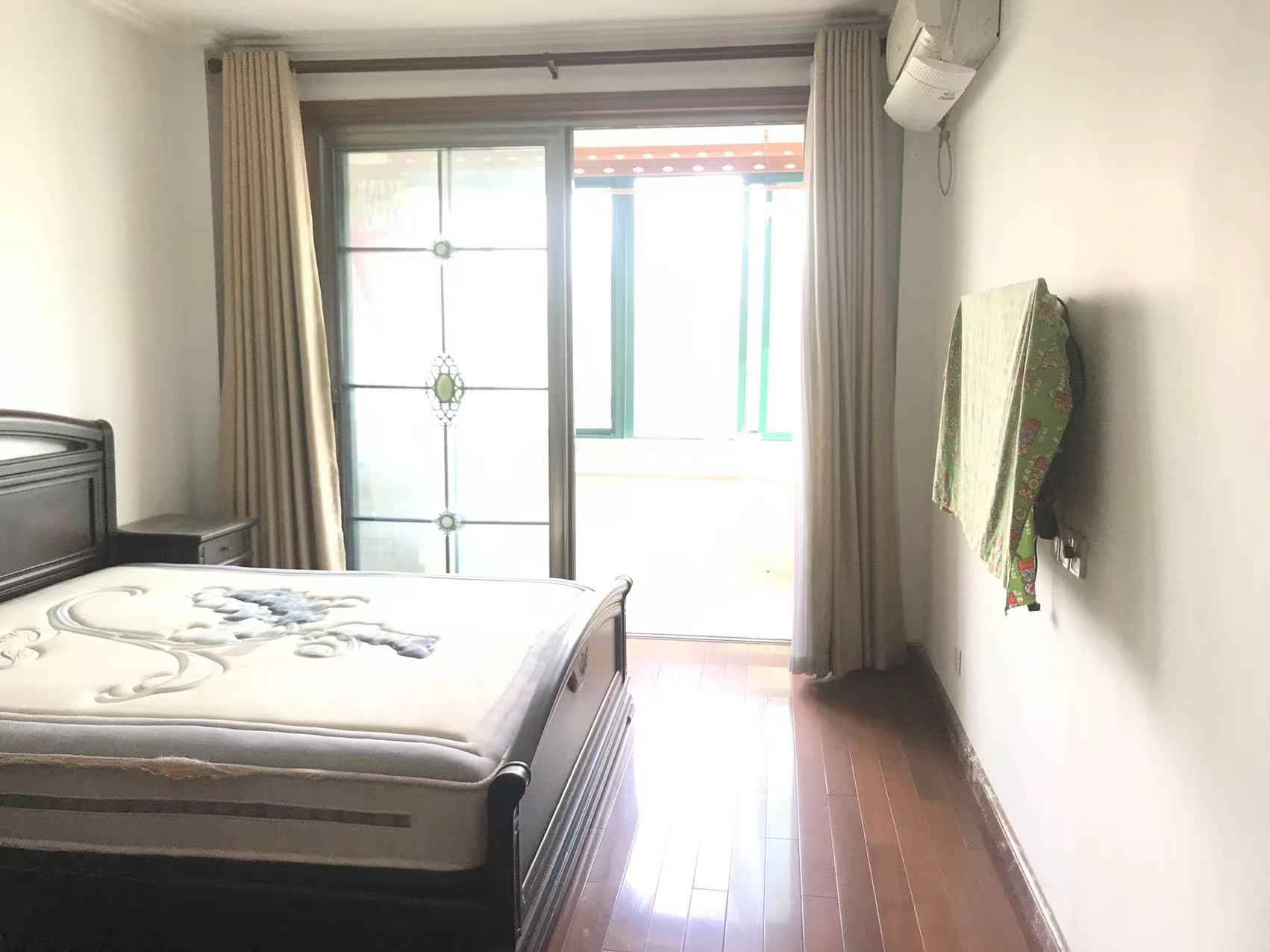 名都广场 2室2厅1卫 150m&sup2;