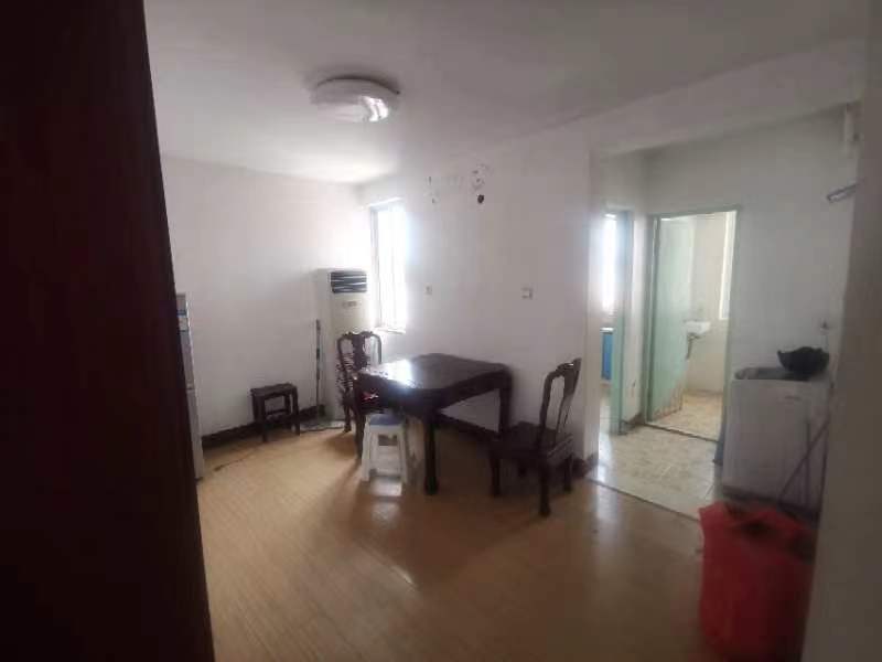 文峰花苑 2室1厅1卫 75m&sup2;