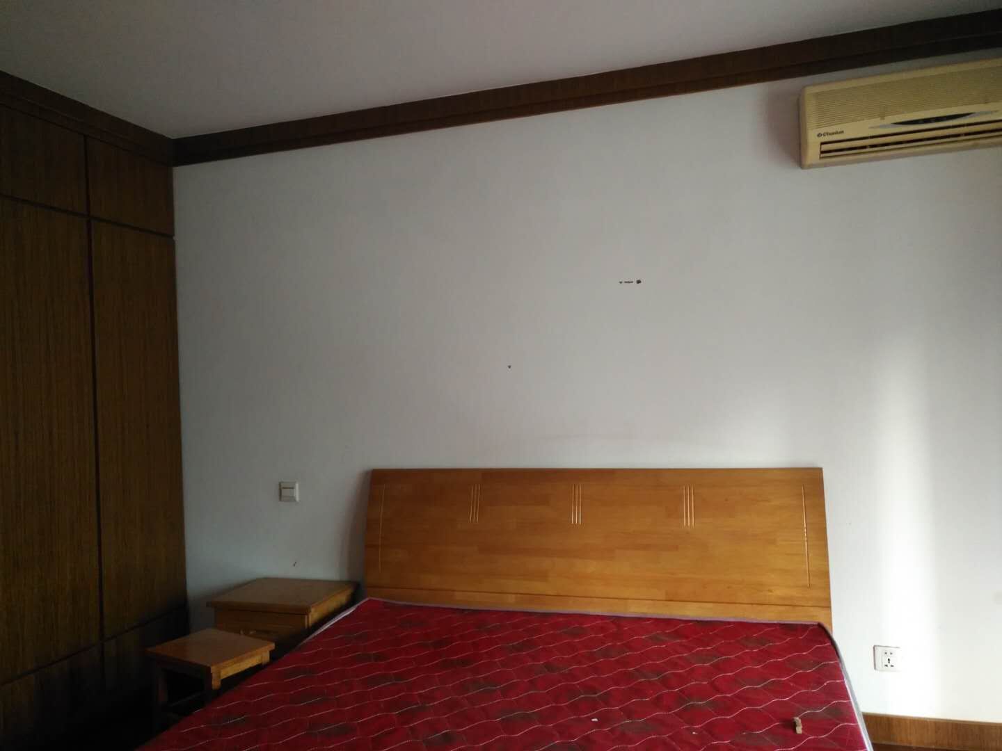 天都花苑 2室2厅1卫 110m&sup2;